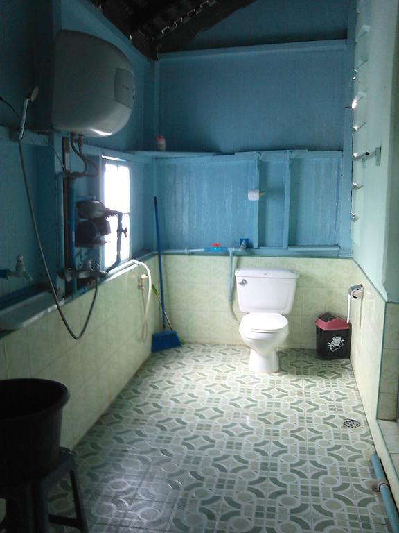 Breeze Guest House Maulmyine Esterno foto