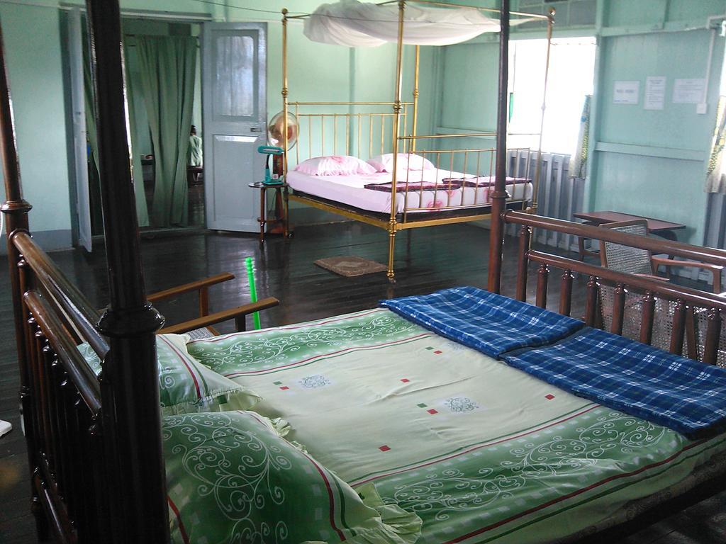 Breeze Guest House Maulmyine Camera foto