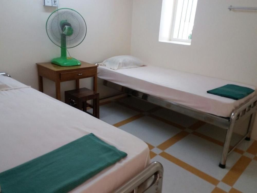 Breeze Guest House Maulmyine Esterno foto