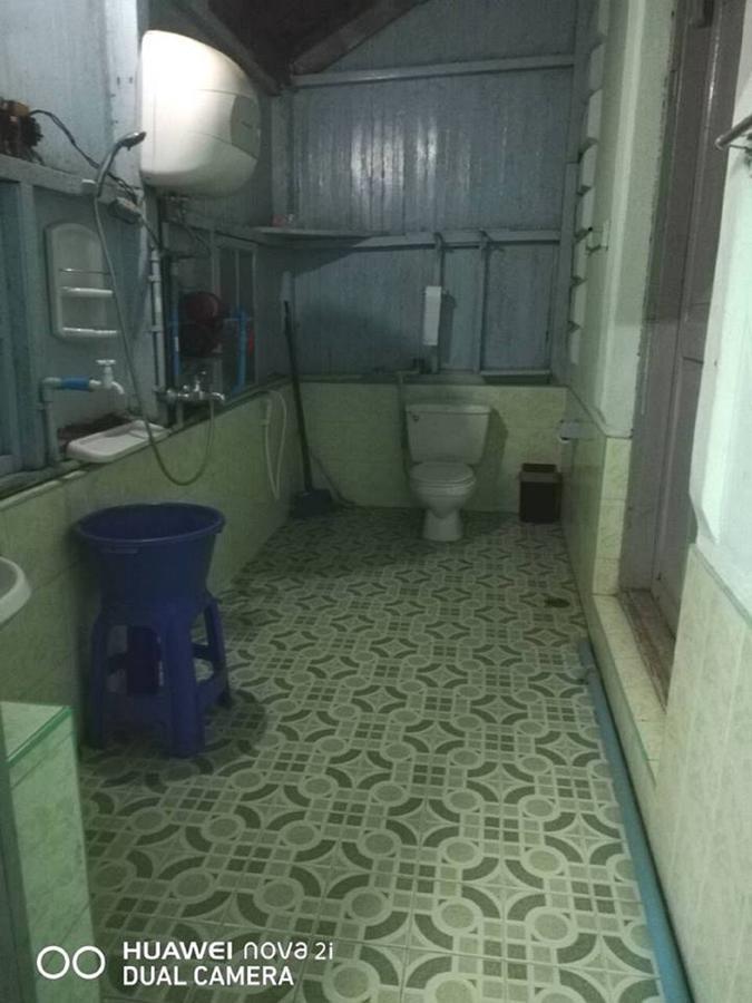 Breeze Guest House Maulmyine Esterno foto