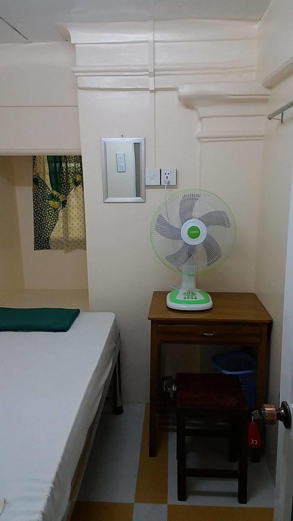 Breeze Guest House Maulmyine Esterno foto